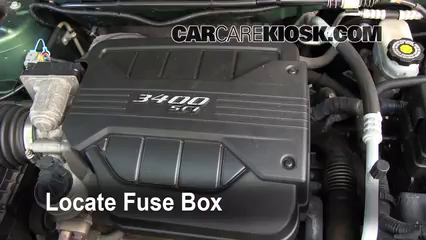 Replace a Fuse: 2005-2009 Chevrolet Equinox - 2005 ... 2009 equinox fuse box cover 